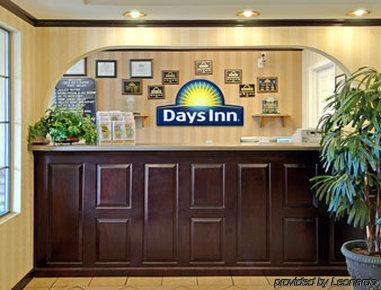 Days By Wyndham I-75 North Hotel 2*