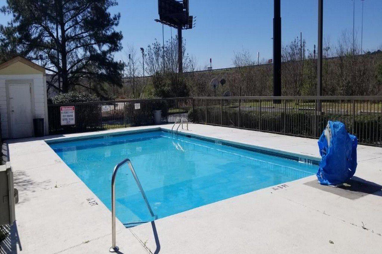 Days By Wyndham I-75 North Hotel Macon