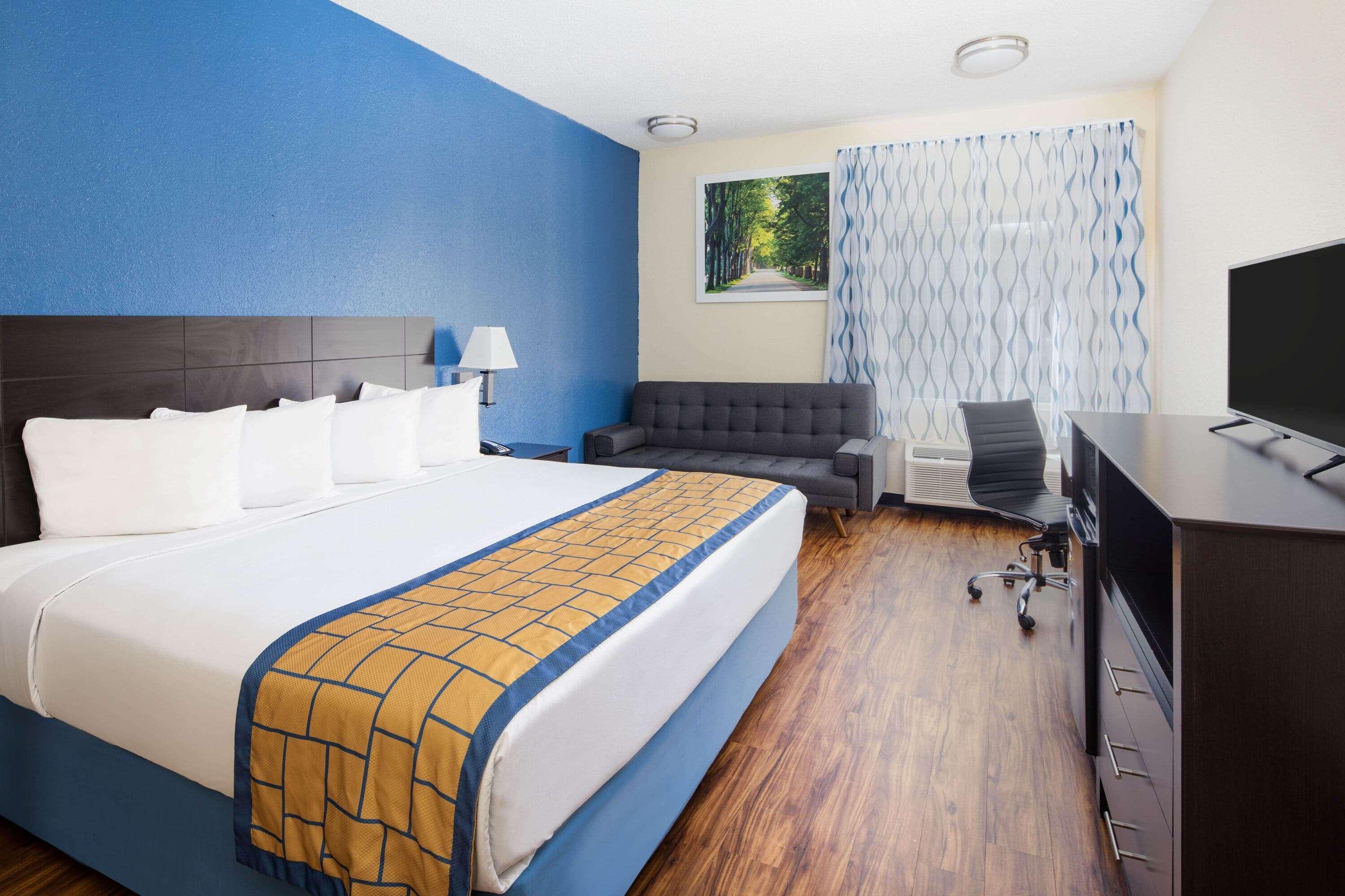 Days By Wyndham I-75 North Hotel 2*