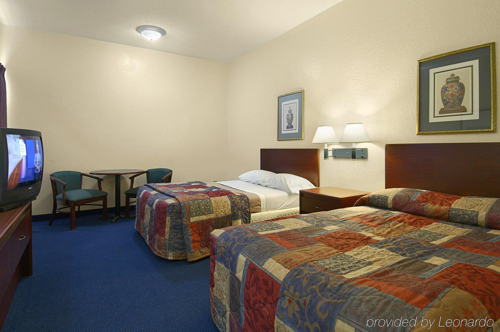 Days By Wyndham I-75 North Hotel 2*